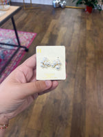 Load image into Gallery viewer, Cluster Pearl Earrings
