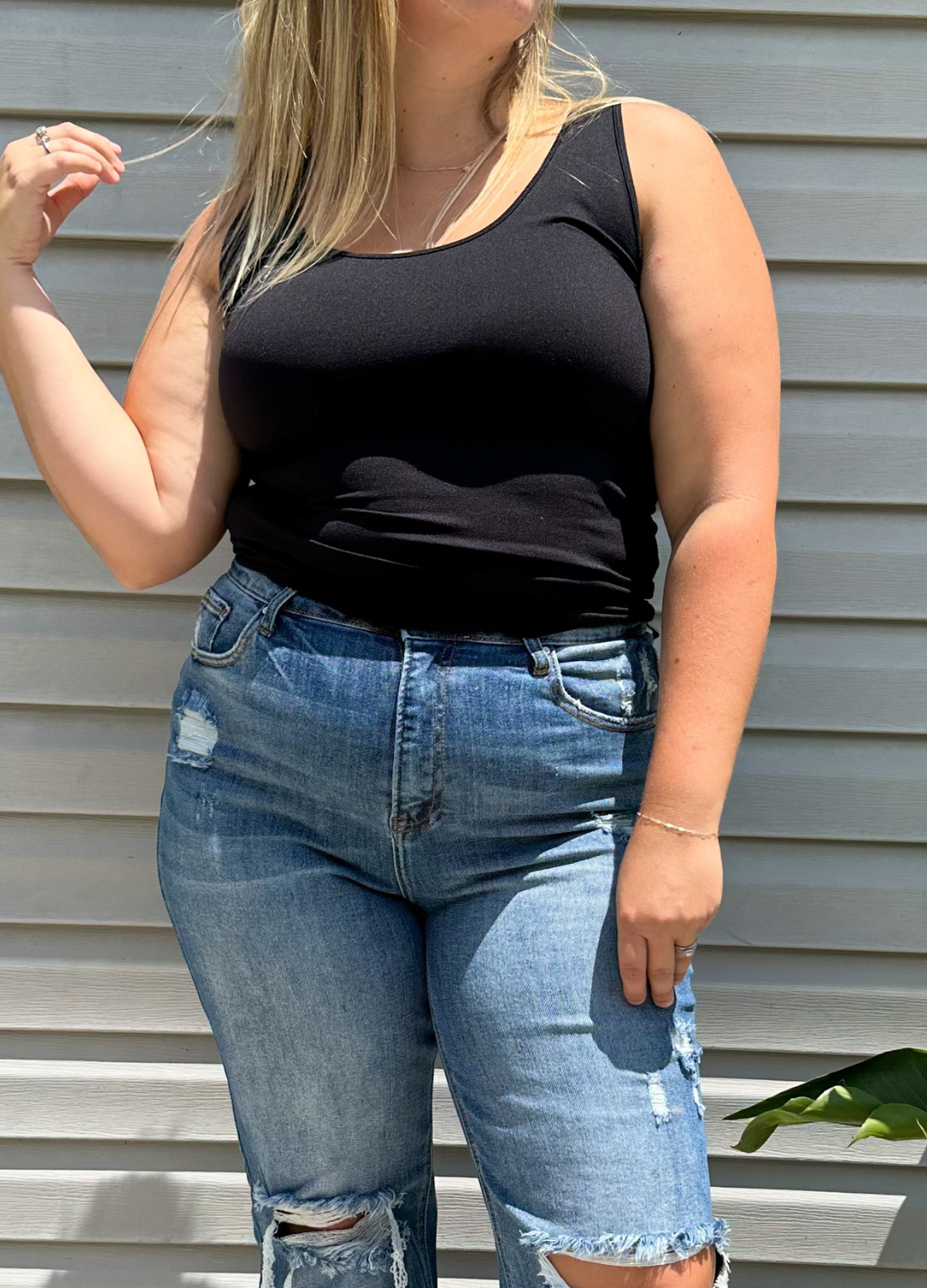Another Casual Day Tank - Black (CURVY)