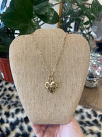 Load image into Gallery viewer, Dotted Heart Pendant Choker
