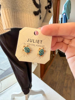 Load image into Gallery viewer, Turtle Stud Earrings
