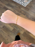 Load image into Gallery viewer, Star Dangle Bracelet
