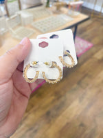 Load image into Gallery viewer, Textured Pearl Open Hoops
